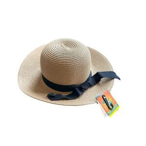 NWT Paper Straw Wide Brim Hat Sun Hat Tan Black Bow UPF 30+ Beach Pool Cruise